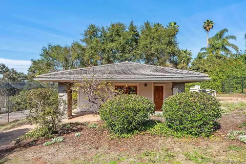 Exterior - 13338 Arroya Vis, Poway, CA 92064 photo 16 of 18