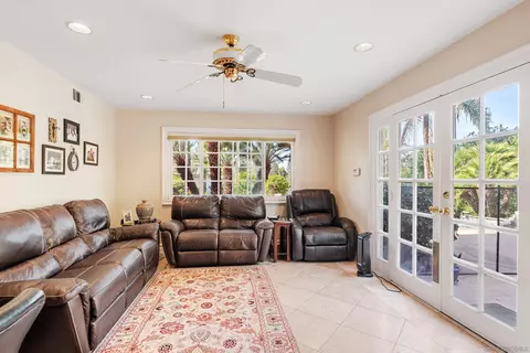 Living - 13338 Arroya Vis, Poway, CA 92064 photo 3 of 3