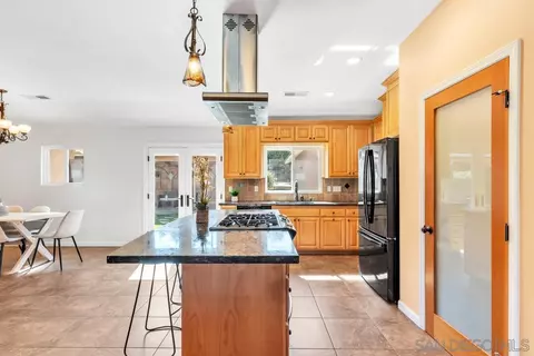 Kitchen - 10221 Del Rio Rd, Spring Valley, CA 91978 photo 3 of 7