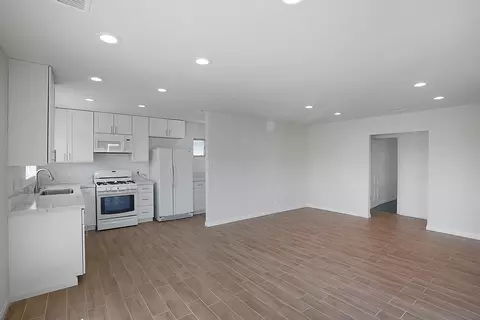 Living - 9820 Saint George St, Spring Valley, CA 91977 photo 1 of 3