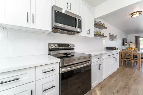 Kitchen - 346 Abington, Encinitas, CA 92024 photo 3 of 5