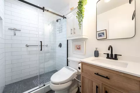 Bath - 346 Abington, Encinitas, CA 92024 photo 2 of 2