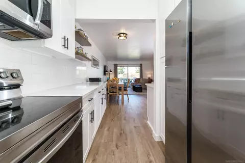 Kitchen - 346 Abington, Encinitas, CA 92024 photo 4 of 5