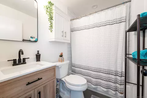 Bath - 346 Abington, Encinitas, CA 92024 photo 1 of 2