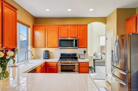 43166 Sereno Dr, Temecula, CA 92592 photo 17