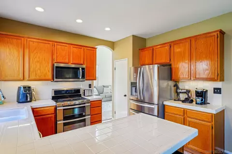 43166 Sereno Dr, Temecula, CA 92592 photo 19