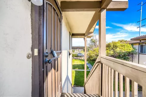 9934 N Magnolia Ave, Santee, CA 92071 photo 2