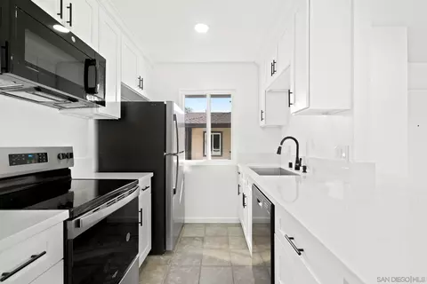 9934 N Magnolia Ave, Santee, CA 92071 photo 8