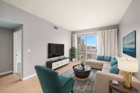 445 Island Ave #614, San Diego, CA 92101