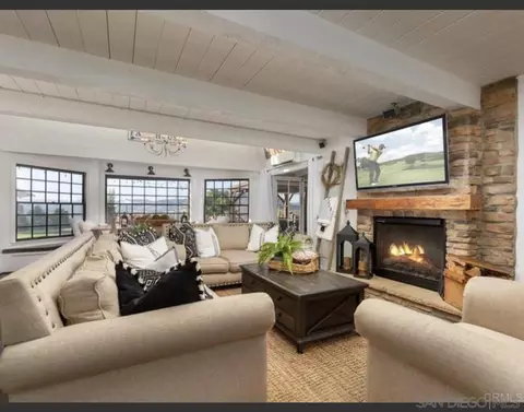 1115 N Stage Coach Ln, Fallbrook, CA 92028 photo 8