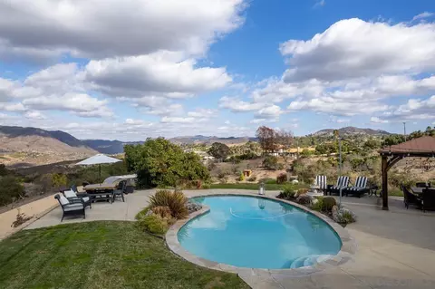 1115 N Stage Coach Ln, Fallbrook, CA 92028 photo 33