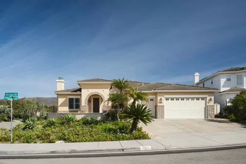 7872 Sitio Olmo, Carlsbad, CA 92009 photo 4