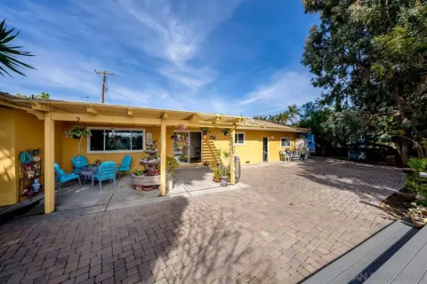 Exterior - 1410 Crestridge Dr, Oceanside, CA 92054 photo 19 of 27