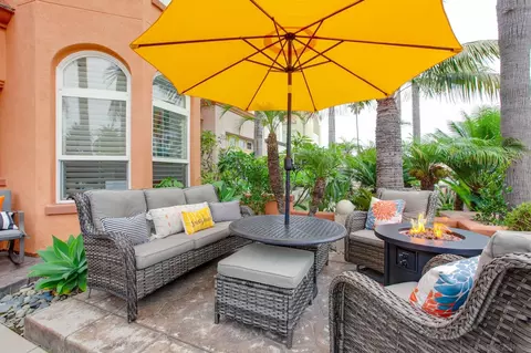 565 N Cleveland St, Oceanside, CA 92054