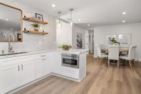 Kitchen - 1525 Lauralynn Pl, Oceanside, CA 92054 photo 5 of 5
