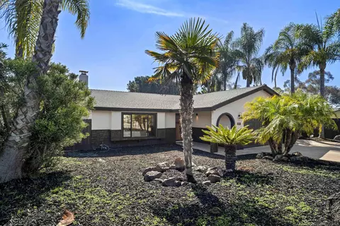 Exterior - 1525 Lauralynn Pl, Oceanside, CA 92054 photo 3 of 10