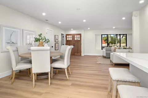 Dining - 1525 Lauralynn Pl, Oceanside, CA 92054 photo 3 of 4