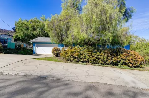 8832 Almond Rd, Lakeside, CA 92040 photo 2