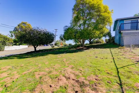 8832 Almond Rd, Lakeside, CA 92040 photo 6