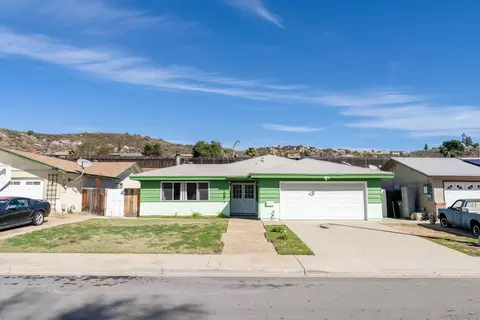 13132 Pam Ln, Lakeside, CA 92040