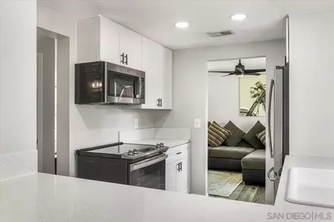 8335 Carlton Oaks Dr, Santee, CA 92071 photo 9