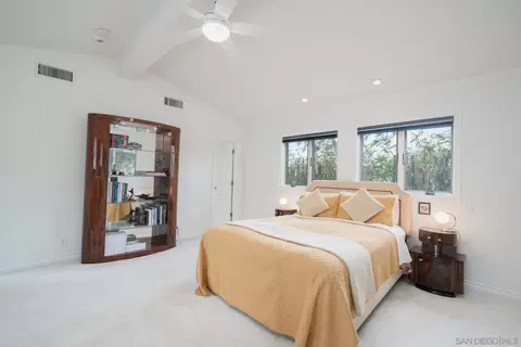 Bedroom - 684 Arden Dr, Encinitas, CA 92024 photo 5 of 9