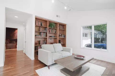 Living - 684 Arden Dr, Encinitas, CA 92024 photo 2 of 3
