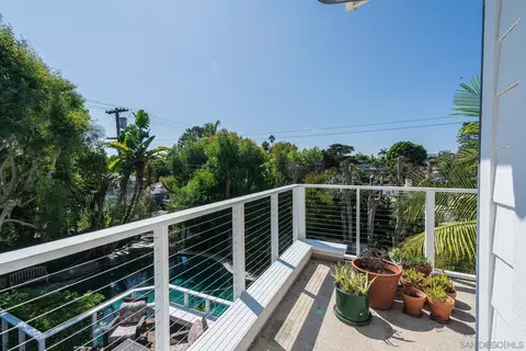 Exterior - 684 Arden Dr, Encinitas, CA 92024 photo 18 of 19