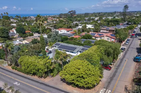 View/Area - 684 Arden Dr, Encinitas, CA 92024 photo 5 of 8