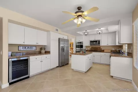 Kitchen - 13558 Quiet Hills Dr, Poway, CA 92064 photo 3 of 5