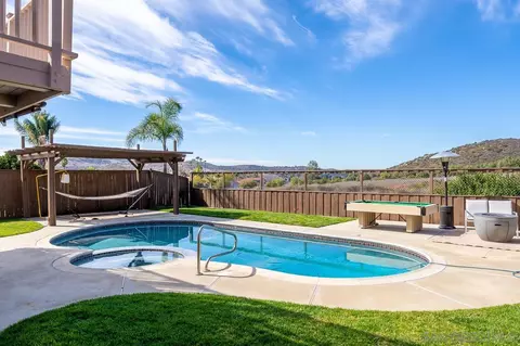Exterior - 13558 Quiet Hills Dr, Poway, CA 92064 photo 9 of 11