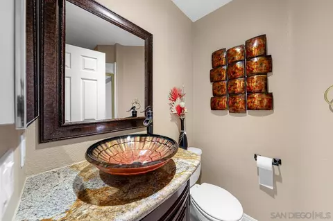 Bath - 13558 Quiet Hills Dr, Poway, CA 92064 photo 1 of 5