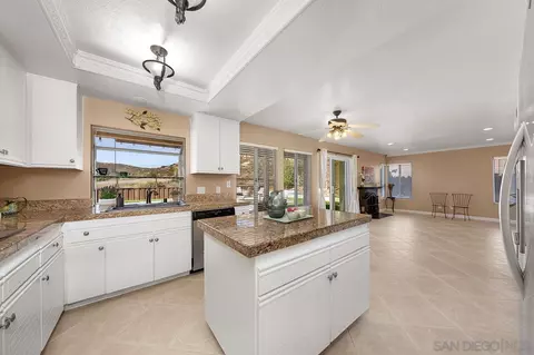Kitchen - 13558 Quiet Hills Dr, Poway, CA 92064 photo 1 of 5