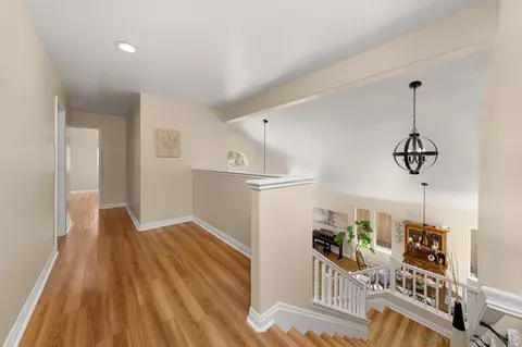 Entry Way - 13558 Quiet Hills Dr, Poway, CA 92064 photo 2 of 2
