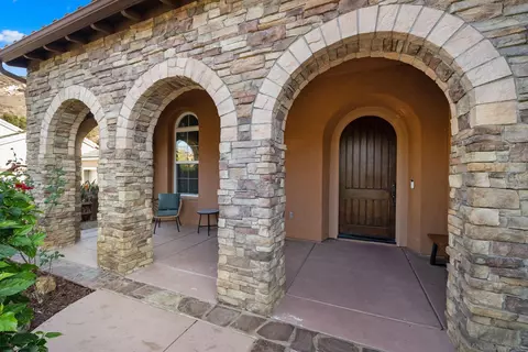 Exterior - 3147 Skyline View Gln, Escondido, CA 92027 photo 3 of 14