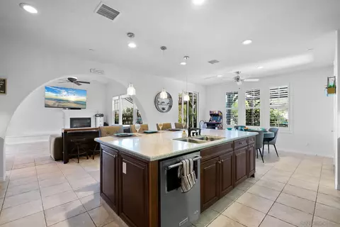 Kitchen - 3147 Skyline View Gln, Escondido, CA 92027 photo 3 of 3