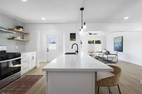 Kitchen - 862 Denise Ln, El Cajon, CA 92020 photo 3 of 6
