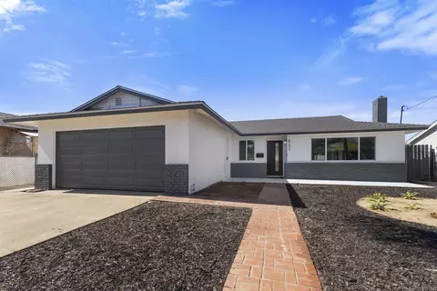 862 Denise Ln, El Cajon, CA 92020