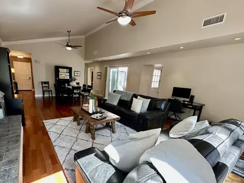 Living - 17741 Valle De Lobo Dr, Poway, CA 92064 photo 1 of 6