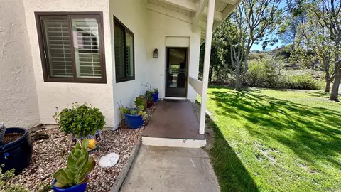 Exterior - 17741 Valle De Lobo Dr, Poway, CA 92064 photo 5 of 15