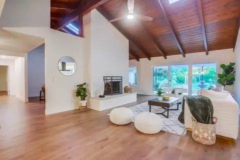 Living - 1924 Skyline Dr, Escondido, CA 92027 photo 4 of 6