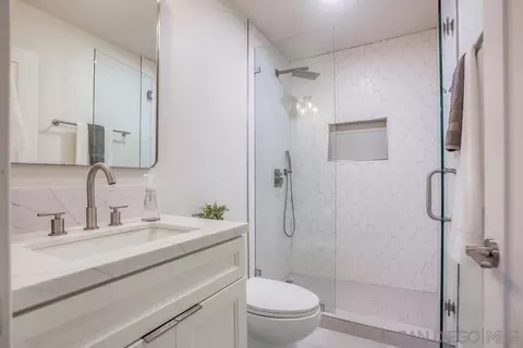 Bath - 1924 Skyline Dr, Escondido, CA 92027 photo 7 of 7