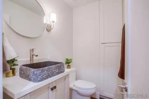 Bath - 1924 Skyline Dr, Escondido, CA 92027 photo 1 of 7