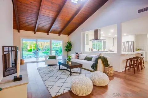 Living - 1924 Skyline Dr, Escondido, CA 92027 photo 5 of 6