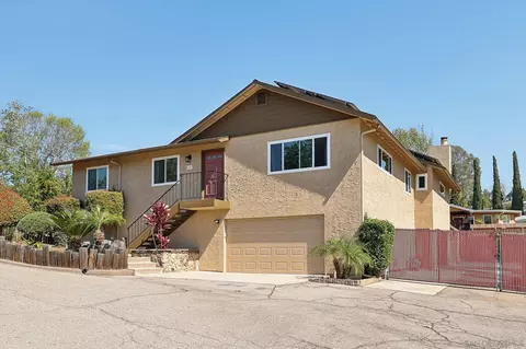 8315 Merrill Dr, Lakeside, CA 92040