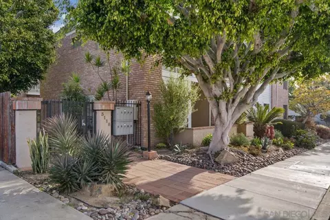 3118 Canon St #3, San Diego, CA 92106