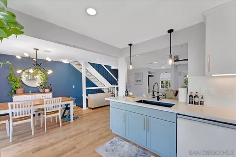 6916 Caminito Curva, San Diego, CA 92119
