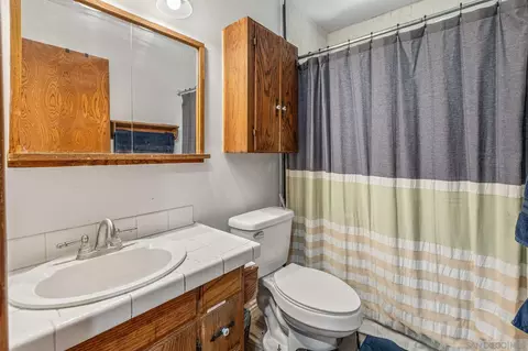 Bath - 18044 Exposition Dr, Jamul, CA 91935 photo 2 of 3