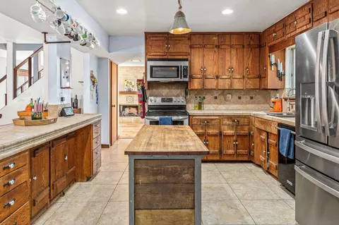 Kitchen - 18044 Exposition Dr, Jamul, CA 91935 photo 3 of 4