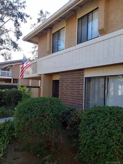 17527 Ashburton Rd, San Diego, CA 92128